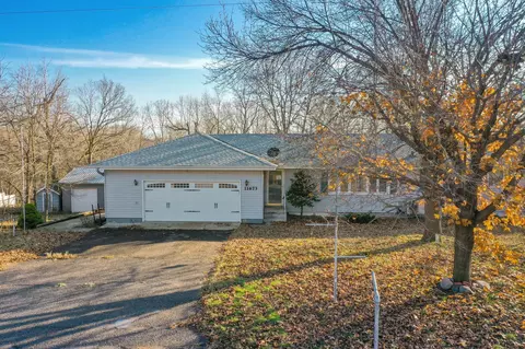 11673 Riverview Rd NE, Hanover, MN 55341