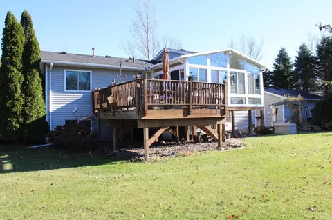 31674 Frontier Ave, Stacy, MN 55079