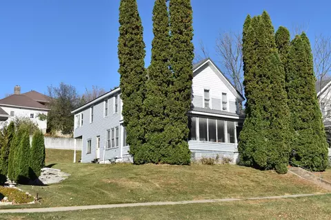 411 Fillmore St W, Preston, MN 55965