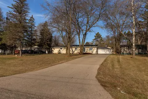 6803 10th St SE, Rochester, MN 55904
