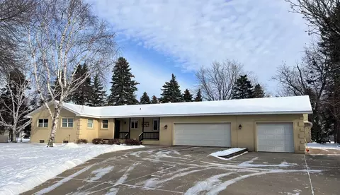 24146 County Highway 27, Fergus Falls, MN 56537
