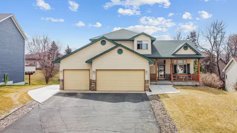 20960 Granada Cir N, Forest Lake, MN 55025