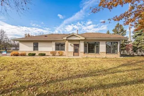 15073 Derby Cir, Rosemount, MN 55068