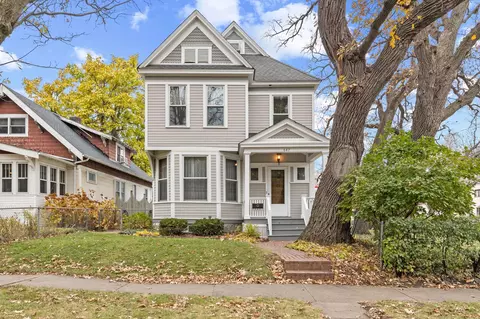 647 Manomin Ave, Saint Paul, MN 55107