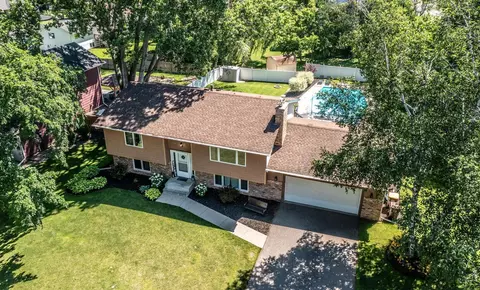 20842 Iran Ave, Lakeville, MN 55044
