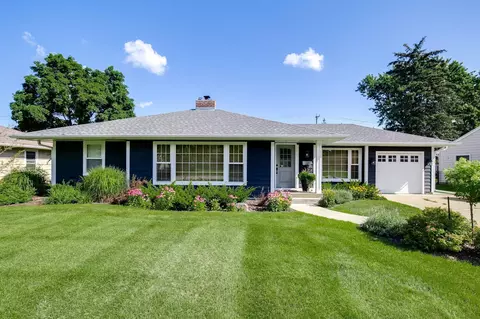 1401 Preston Ln, Hopkins, MN 55343