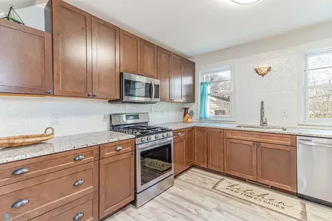 709 E Beech Ave, Fergus Falls, MN 56537 photo 13