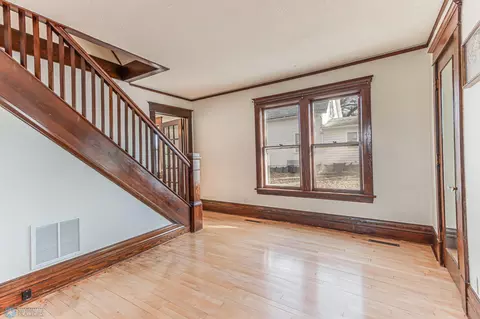 709 E Beech Ave, Fergus Falls, MN 56537 photo 9