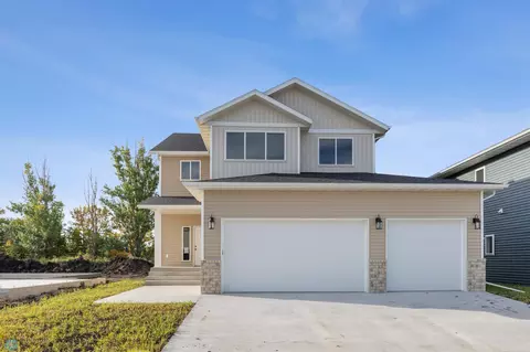 1051 61st Ave W, West Fargo, ND 58078