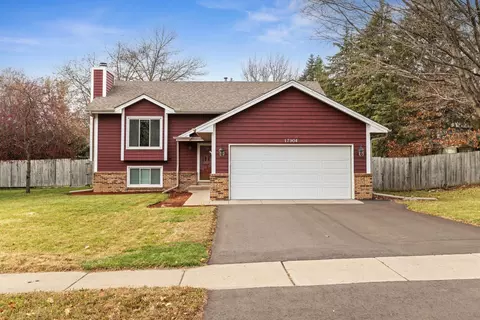 17904 Liv Ln, Eden Prairie, MN 55346