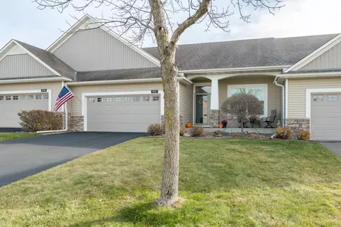 9707 Oxford Ln, Elko, MN 55020