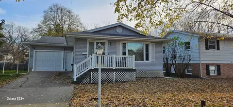 728 2nd St NW, Waseca, MN 56093