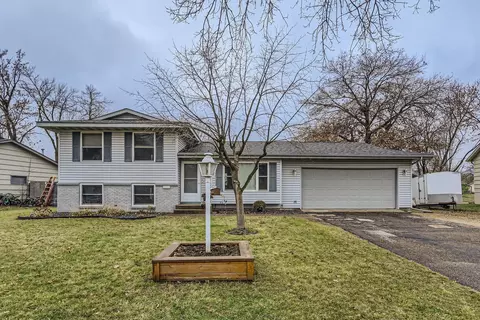 16441 Genesee Ct W, Rosemount, MN 55068