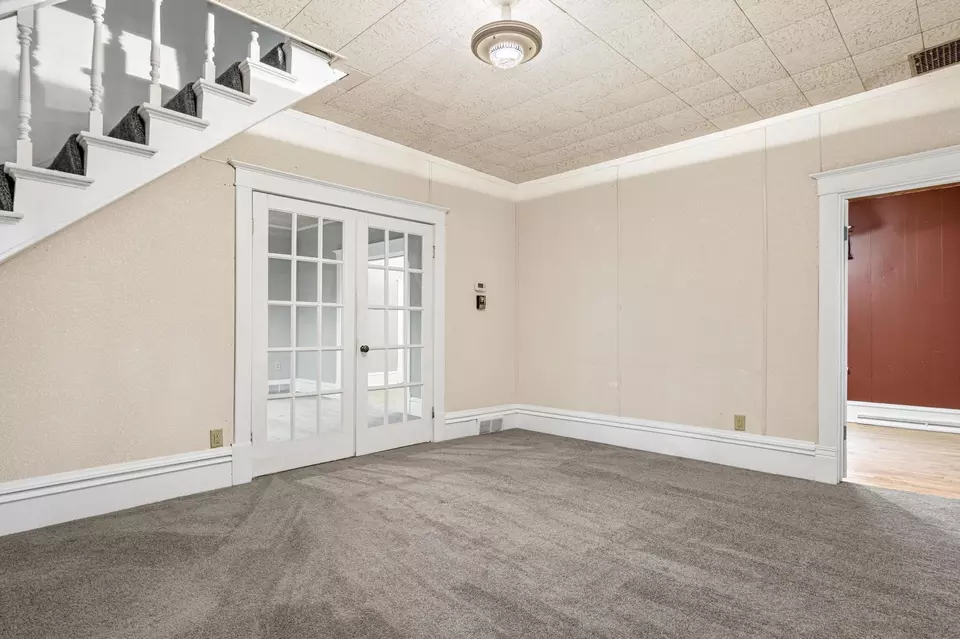  6455 Oak St, North Branch, MN 55056 photo 6