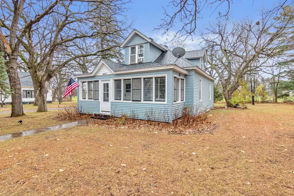  6455 Oak St, North Branch, MN 55056 photo 3