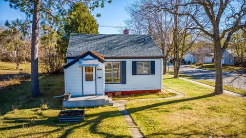 802 Mississippi Ave NW, Bemidji, MN 56601