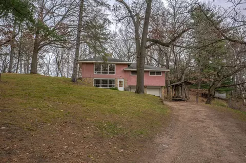 8930 Kimbro Ave N, Stillwater, MN 55082