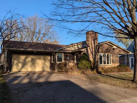 204 Lee Pl, Albert Lea, MN 56007
