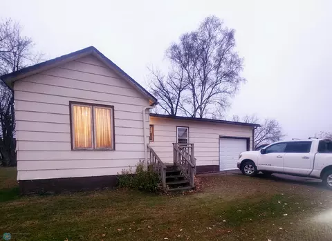 203 Thorpe St, Gary, MN 56545