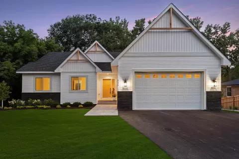 4525 Douglas Ave, Golden Valley, MN 55416