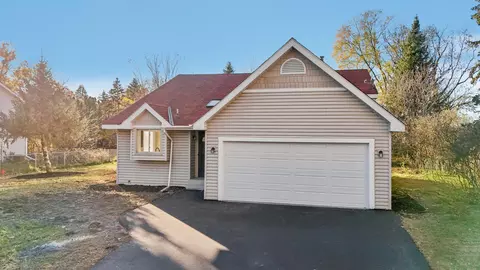 4585 Galtier St, Shoreview, MN 55126