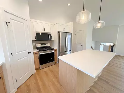 3665 18th St SE, Rochester, MN 55904 photo 8