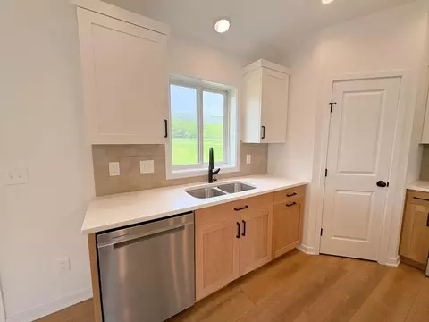 3665 18th St SE, Rochester, MN 55904 photo 7