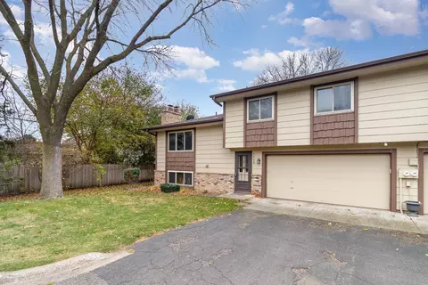5560 Aldrich Dr N, Brooklyn Center, MN 55430