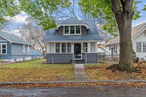 1556 Reaney Ave, Saint Paul, MN 55106