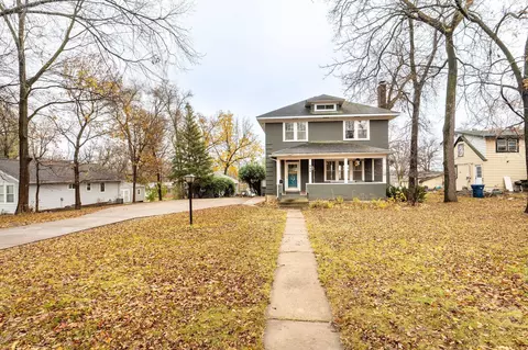924 E Mount Faith Ave, Fergus Falls, MN 56537