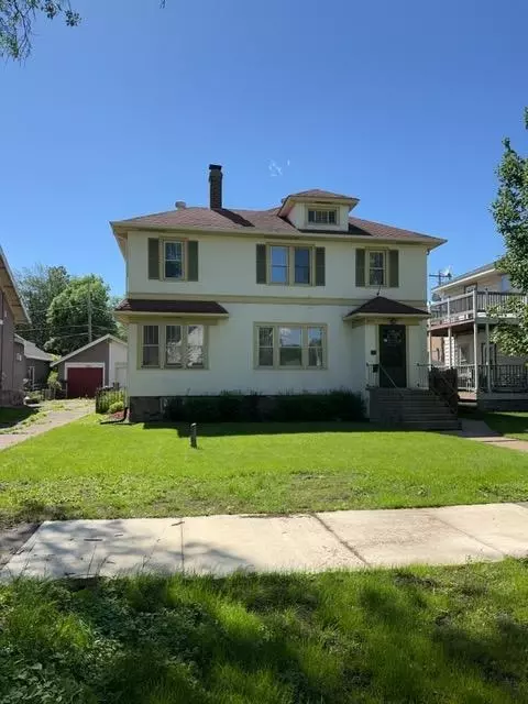2015 8th Ave E, Hibbing, MN 55746