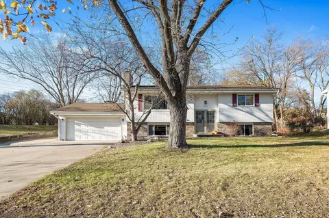 10324 Columbus Rd, Bloomington, MN 55420