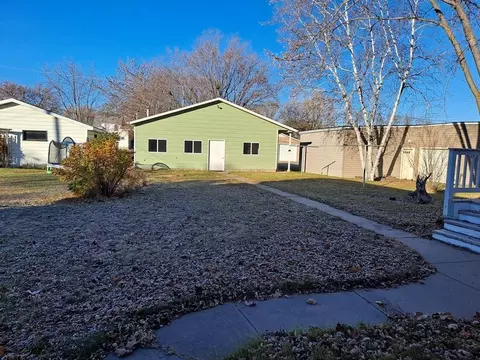35 21st Ave S, Saint Cloud, MN 56301 photo 3