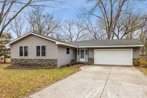 10310 Grouse St NW, Coon Rapids, MN 55433