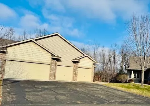 2780 Park View Ct, Little Canada, MN 55117