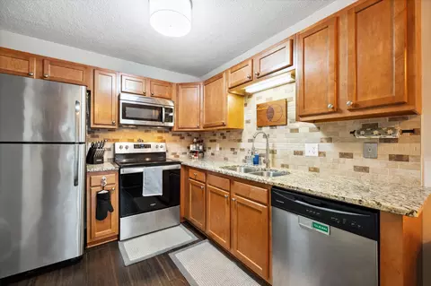 1525 Aspen Dr #0, Eagan, MN 55122 photo 6