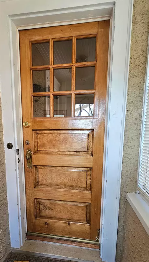 Entry Way - 1663 Ross Ave, Saint Paul, MN 55106 photo 2 of 4
