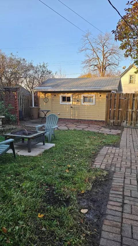 Exterior - 1663 Ross Ave, Saint Paul, MN 55106 photo 12 of 20