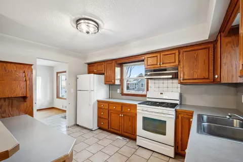 4615 Newton Ave N, Minneapolis, MN 55412