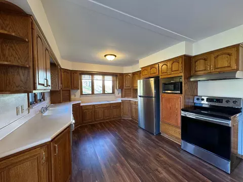 604 Riverview Ave, La Crescent, MN 55947 photo 2