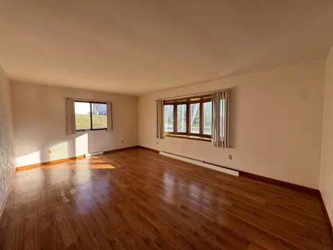 604 Riverview Ave, La Crescent, MN 55947 photo 3