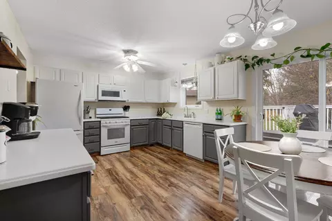 Kitchen - 55 Allen Path, Faribault, MN 55021 photo 1 of 7