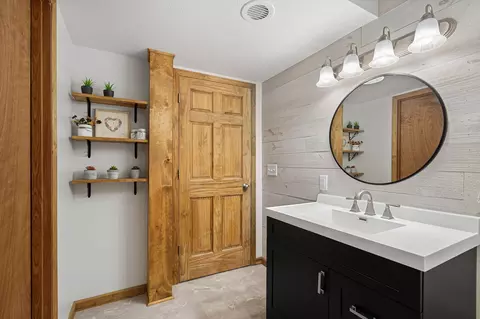 Bath - 55 Allen Path, Faribault, MN 55021 photo 5 of 5