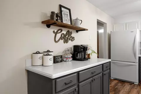 Kitchen - 55 Allen Path, Faribault, MN 55021 photo 6 of 7