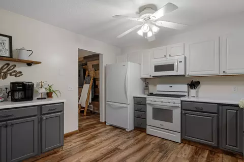 Kitchen - 55 Allen Path, Faribault, MN 55021 photo 5 of 7
