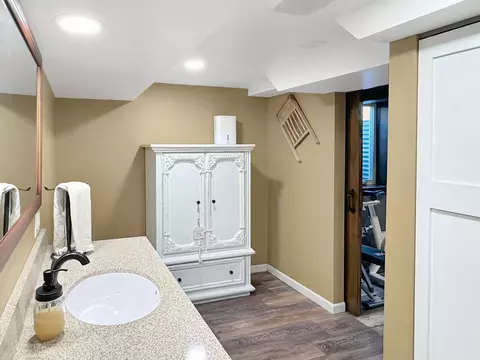124 Emory St, Tracy, MN 56175 photo 31