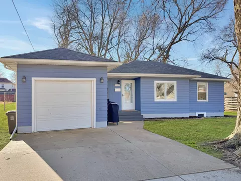 124 Emory St, Tracy, MN 56175 photo 2