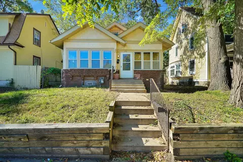 2911 Fremont Ave N, Minneapolis, MN 55411