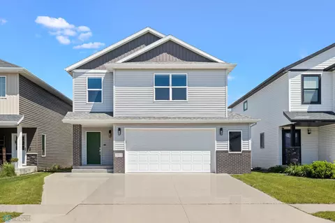 5853 55th Ave S, Fargo, ND 58104