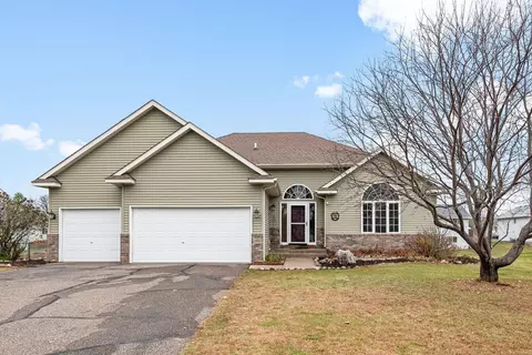 13505 3rd Ave S, Zimmerman, MN 55398